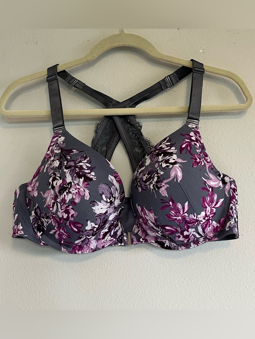 Cacique Boost Plunge Bra Gray Purple Floral Padded Underwire Front Closure 42C
